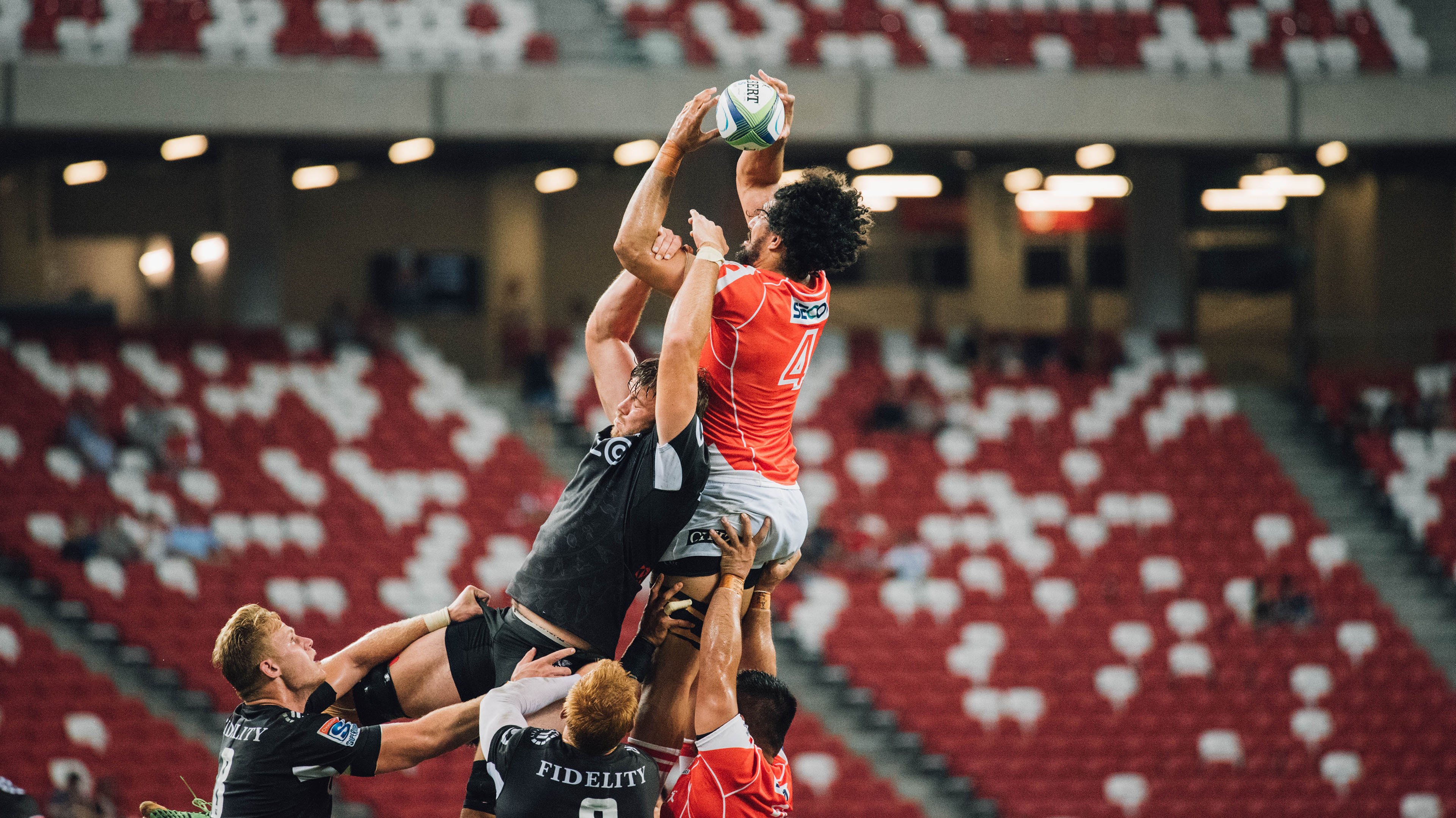 爱游戏体育APP下载-“青少年运动员接受专业体能训练，提升整体素质”，青少年体育运动员